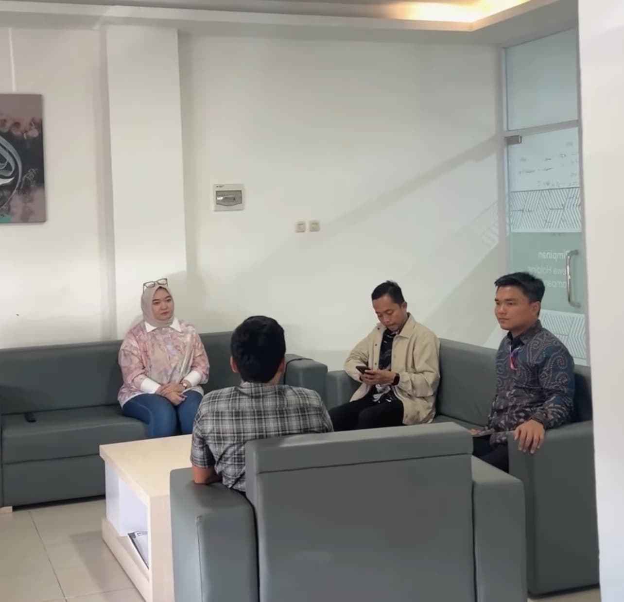 Tiga Maha Rewa mengadakan Pertemuan Strategis Bersama BTN KC Makassar